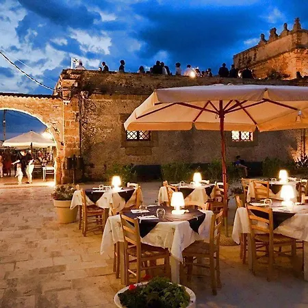 Mediterraneo Argento 펜션 *