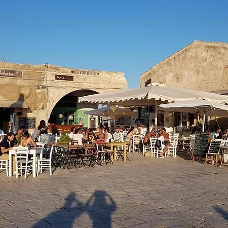 Mediterraneo Argento 펜션 마르자메미