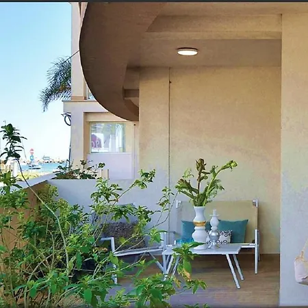 Mediterraneo Argento 펜션 마르자메미